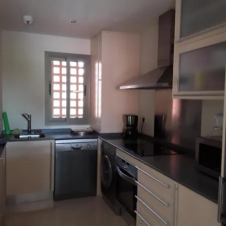 Superbe New Golden Miles Apartment Estepona